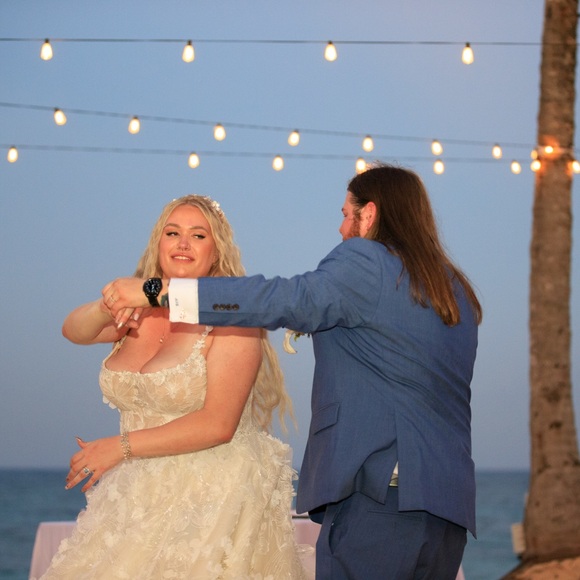 Galia Lahav custom Fabiana wedding dress in perfect condition - Picture 3 of 8